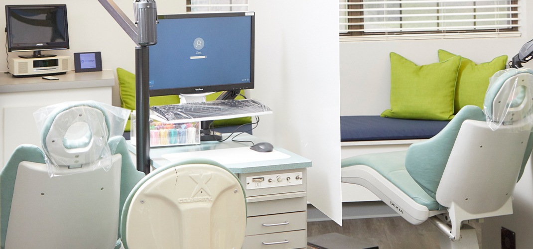 Orthodontic treatment room